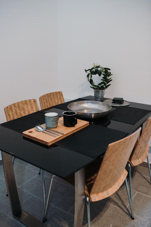 Jam Luxury Apartment Győr Buitenkant foto