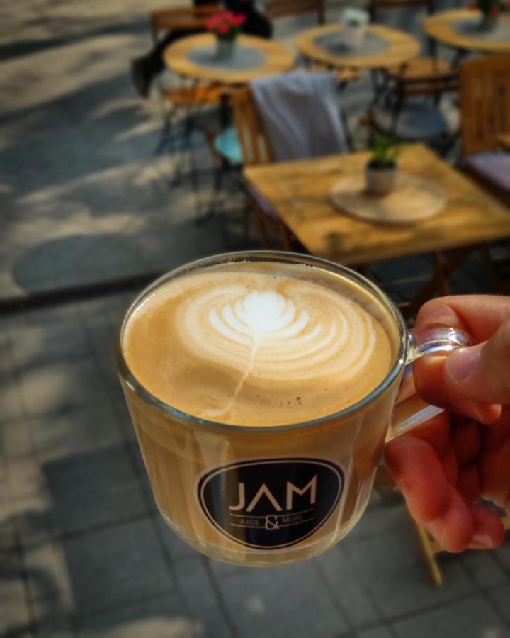 Jam Luxury Apartment Győr Buitenkant foto